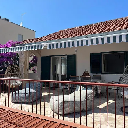 Planinic, Nova B, 2 *