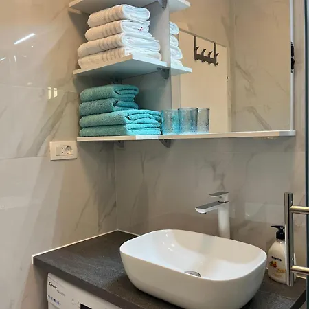 Planinic, Nova B, 2 Apartment