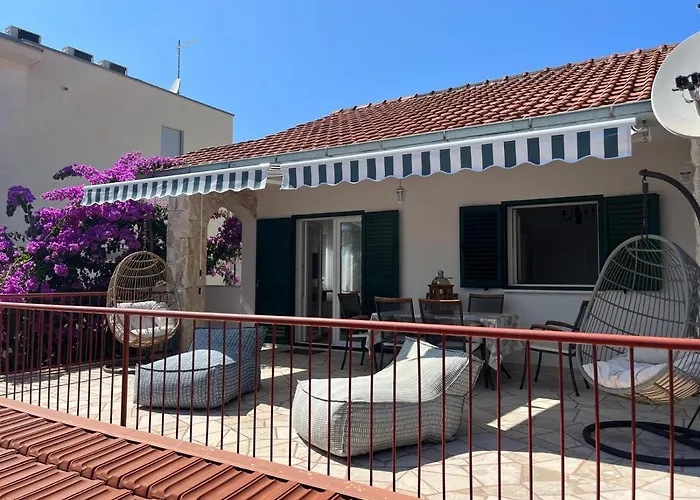 Planinic, Nova B, 2 *