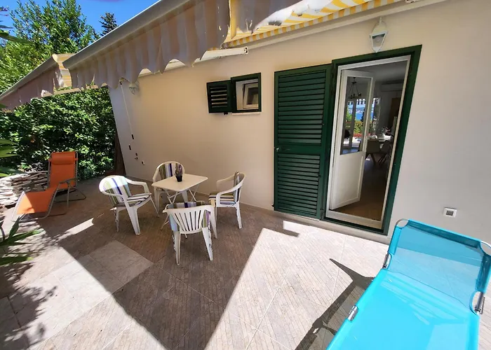 Planinic, Nova B, 2 Daire *